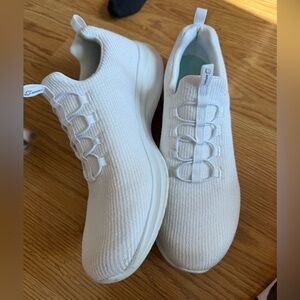 Skechers Slip In White Shoes womens 11